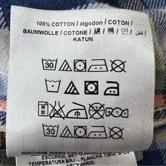 Guess Plaid Button Down Shirt Size XXL 100% Cotton - Picture 8 of 8